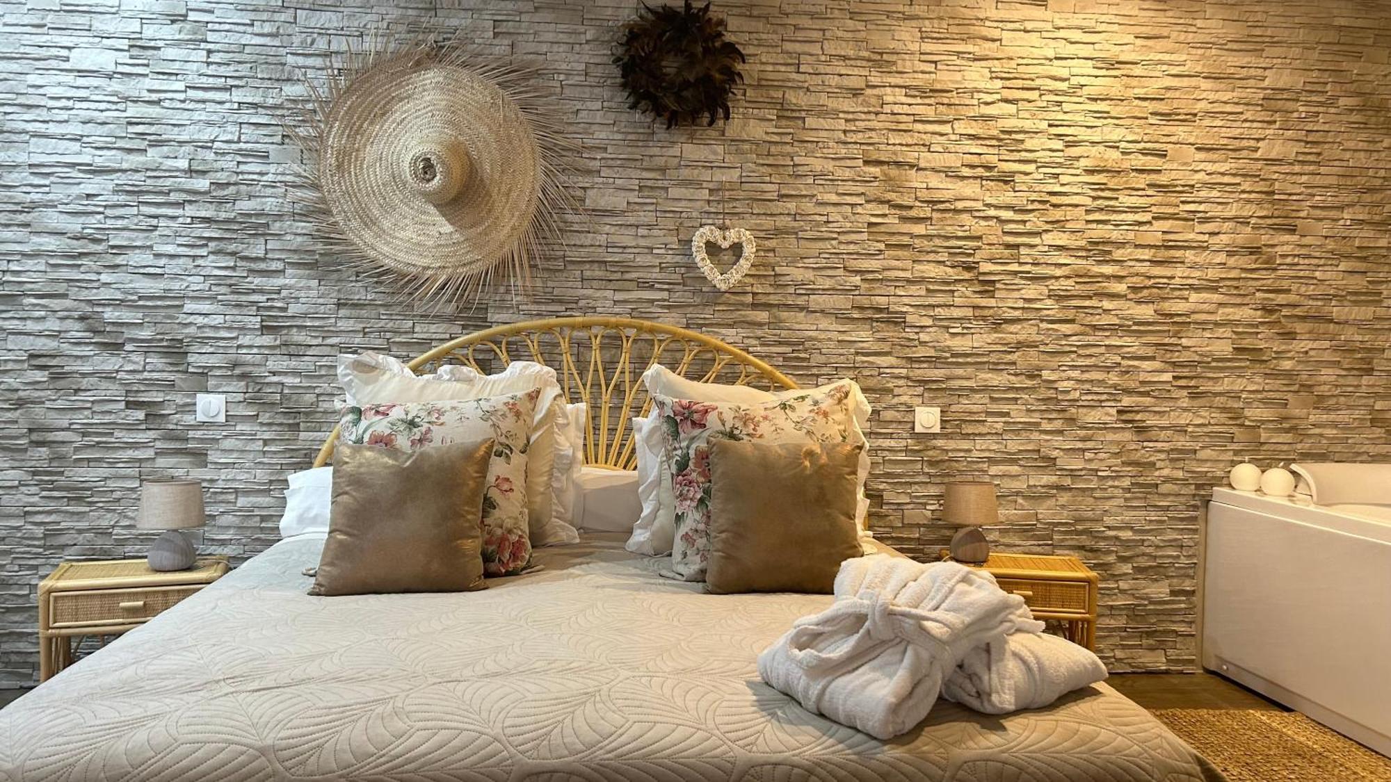 Loft Sauna Balneotherapie Beaucaire  Buitenkant foto
